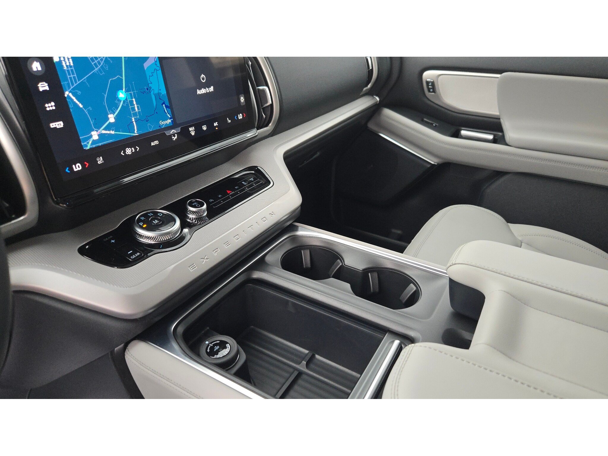 New 2027 Ford Expedition Active RWD image 32