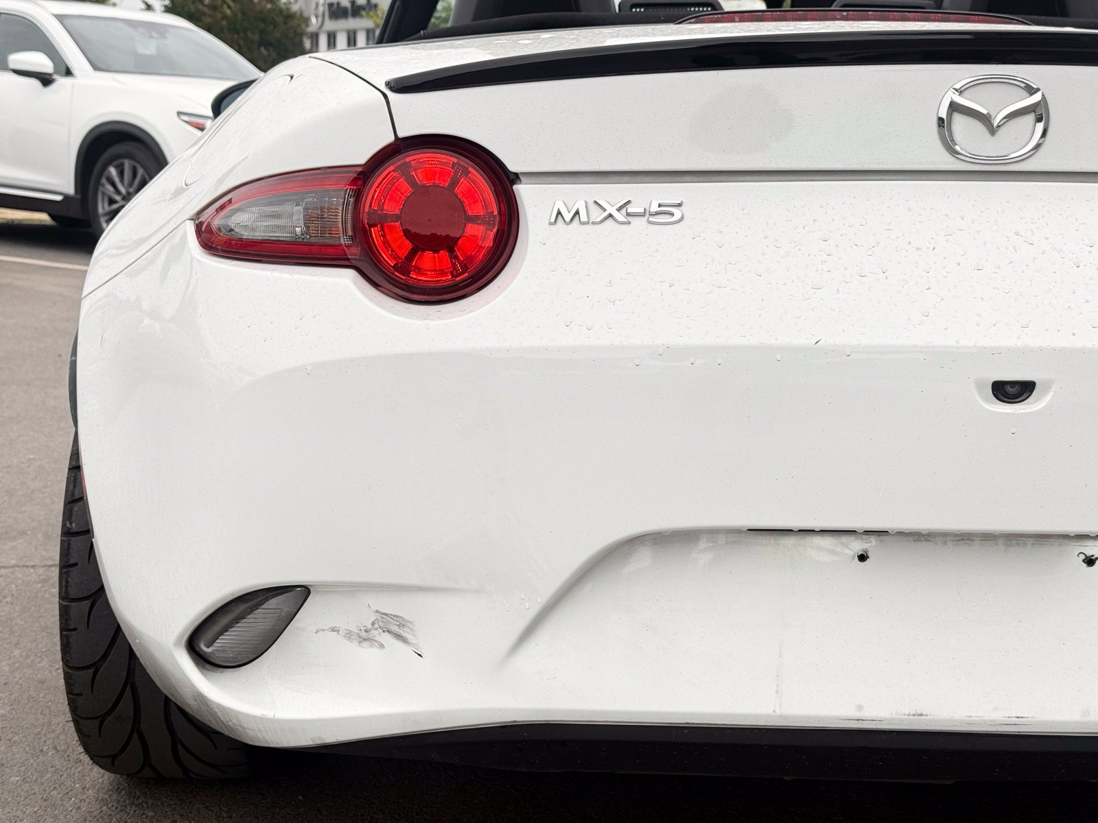 Used 2020 MAZDA MX-5 Miata Sport RWD image 16
