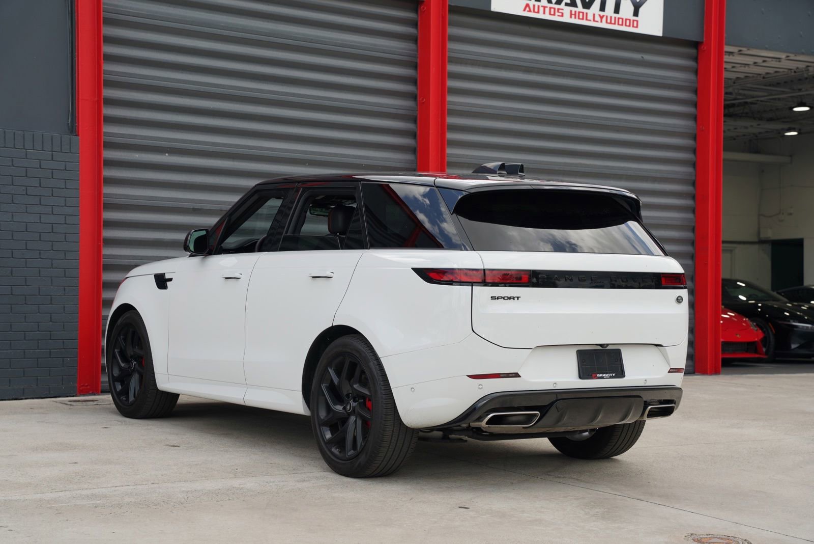 Used 2023 Land Rover Range Rover Sport SE Dynamic AWD/4WD image 6