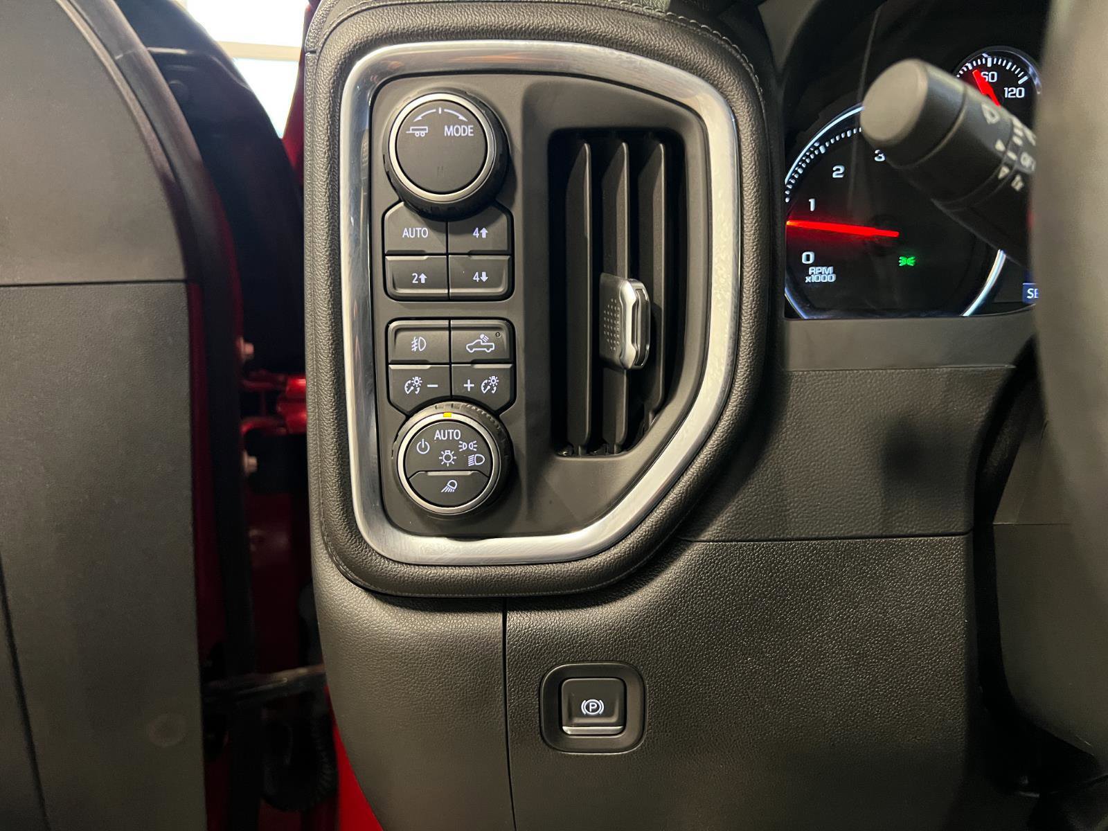 Used 2021 Chevrolet Silverado 2500 LT w/ All Star Edition image 15