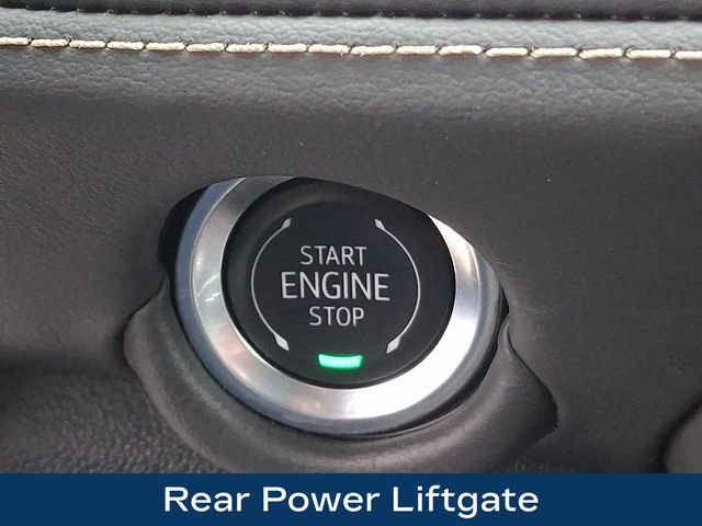 Used 2025 Chevrolet Tahoe Premier AWD/4WD image 18