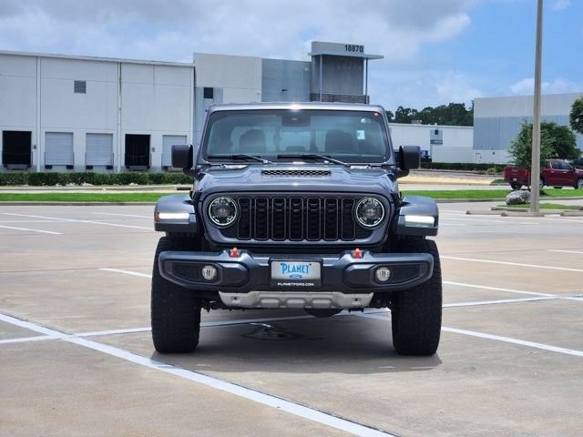Used 2024 Jeep Gladiator Mojave w/ Convenience Group AWD/4WD image 2