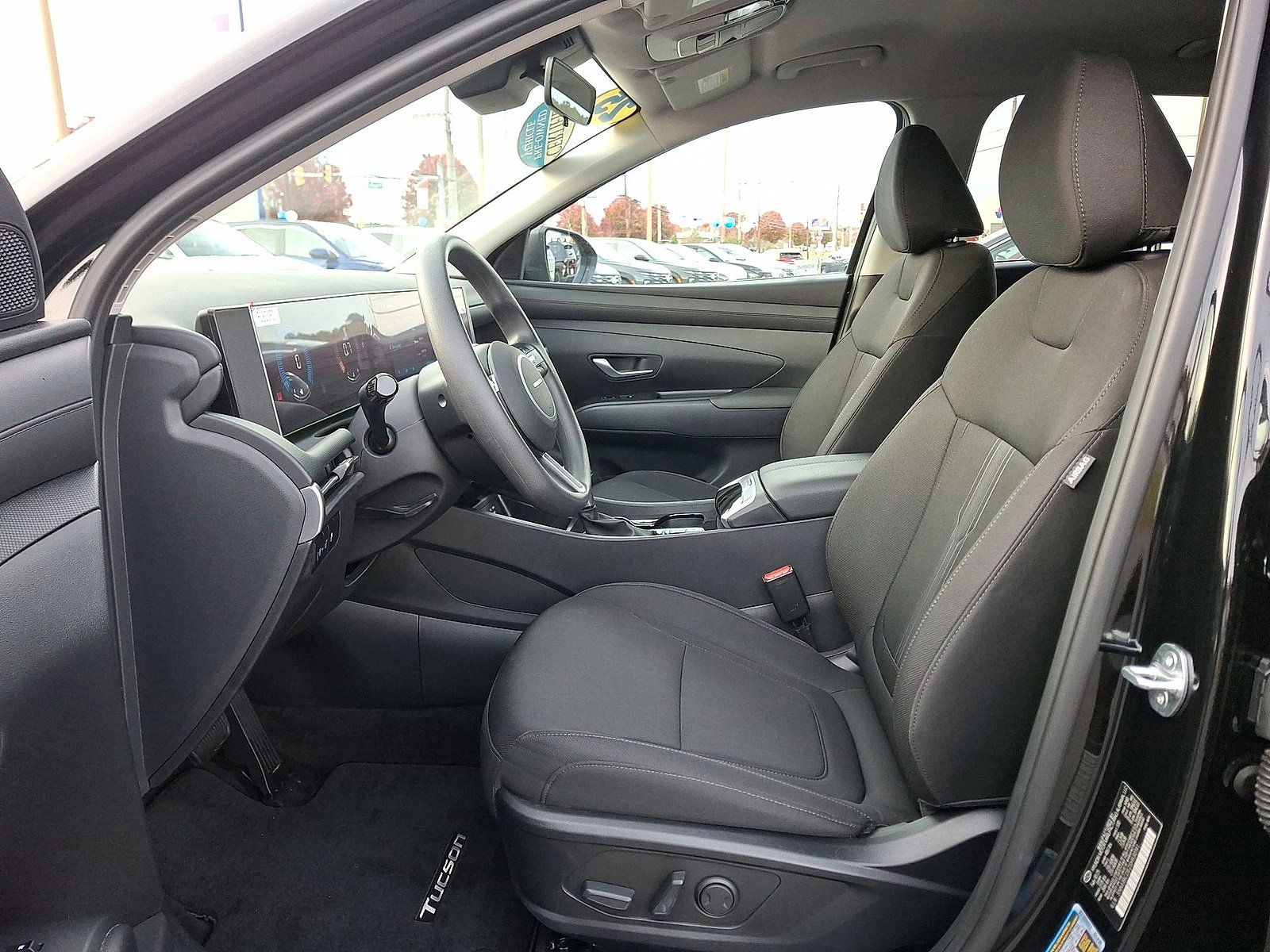 New 2025 Hyundai Tucson SEL image 17