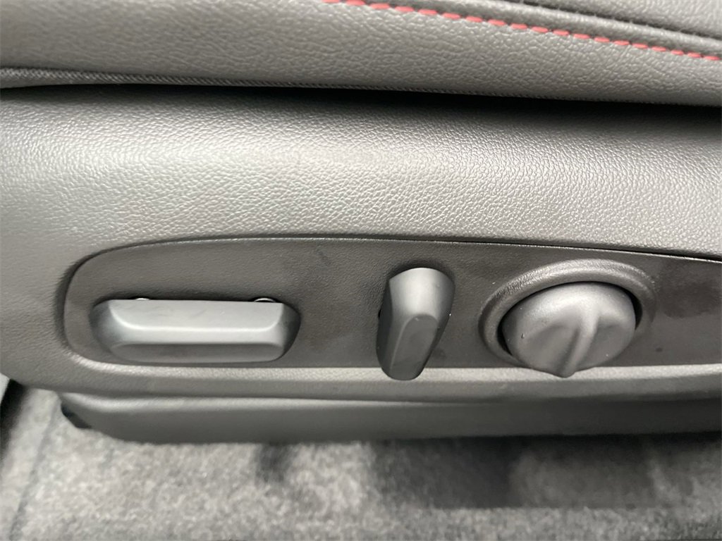 New 2026 Chevrolet Trax RS w/ Sunroof Package image 12