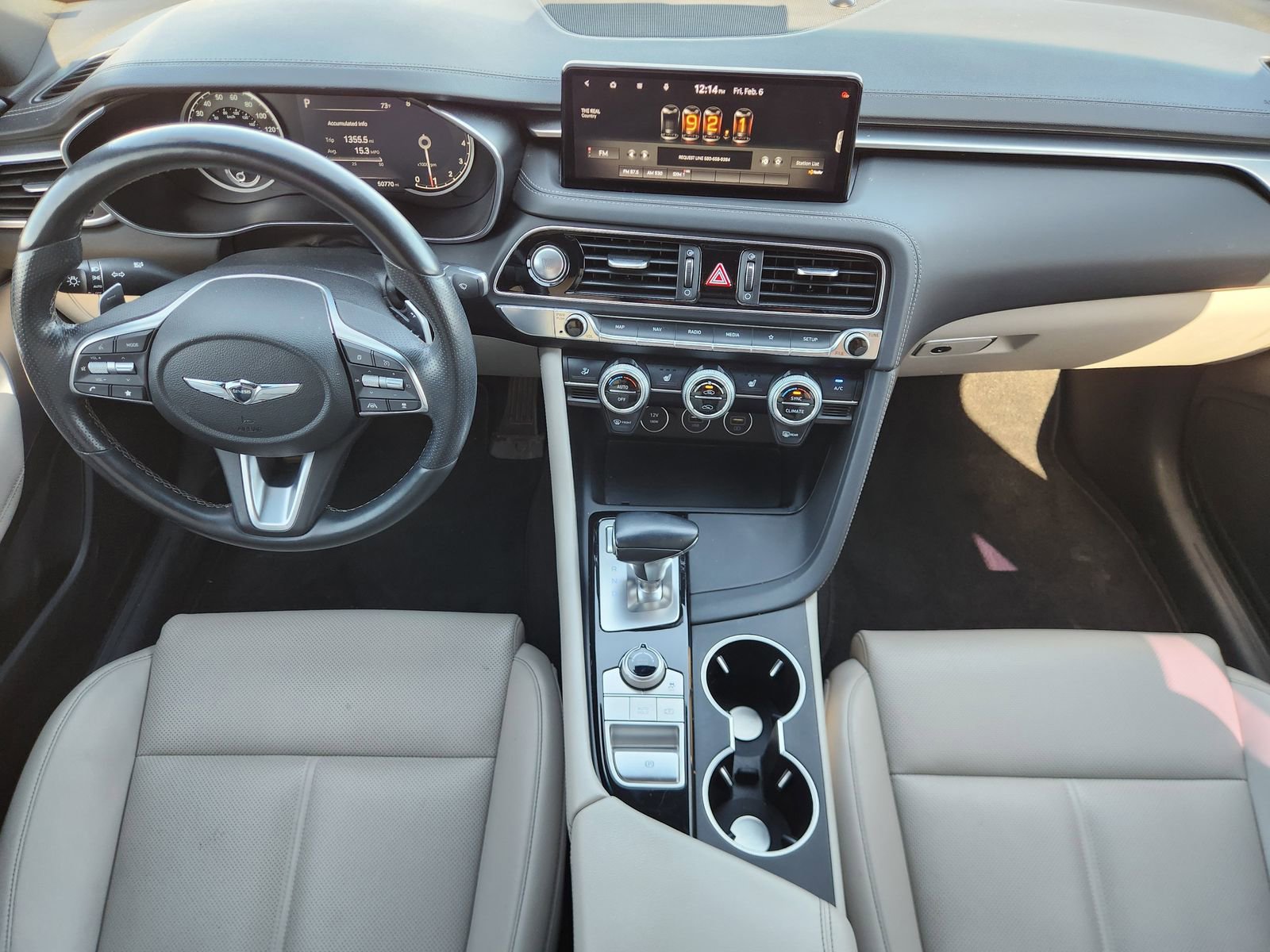 Used 2022 Genesis G70 2.0T image 30