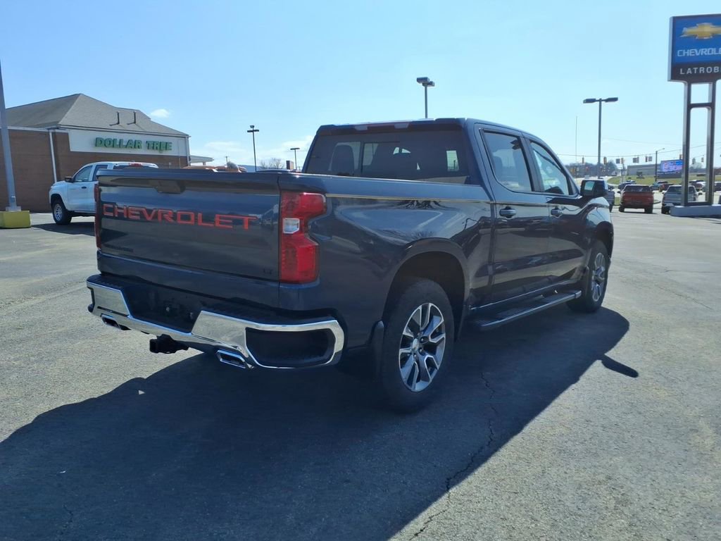 Used 2022 Chevrolet Silverado 1500 LT image 4