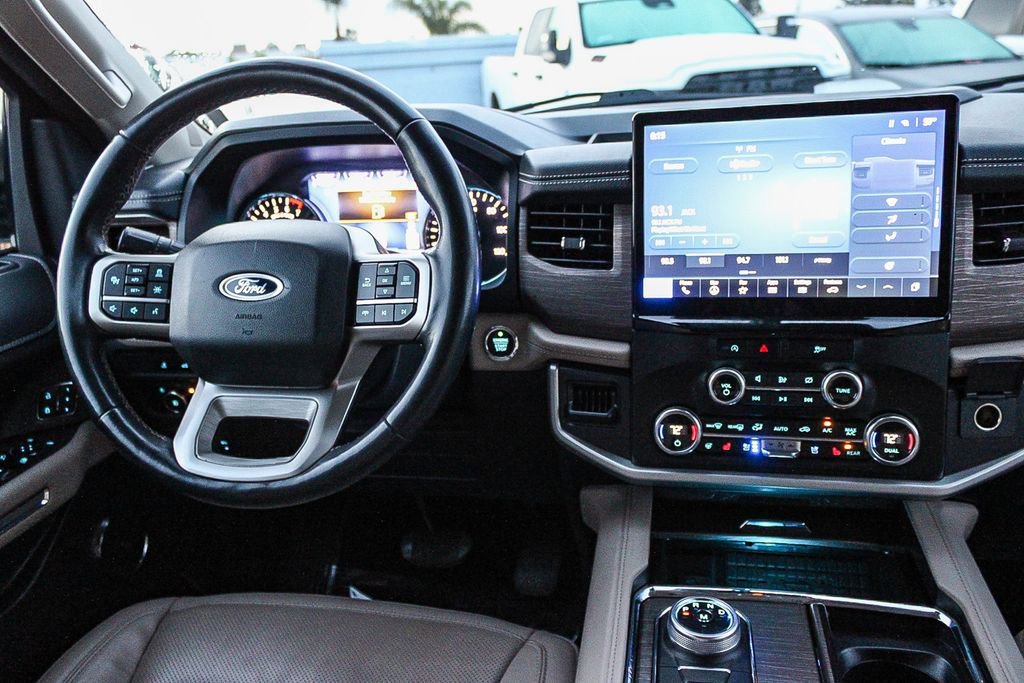 Used 2024 Ford Expedition Max Limited AWD/4WD image 14