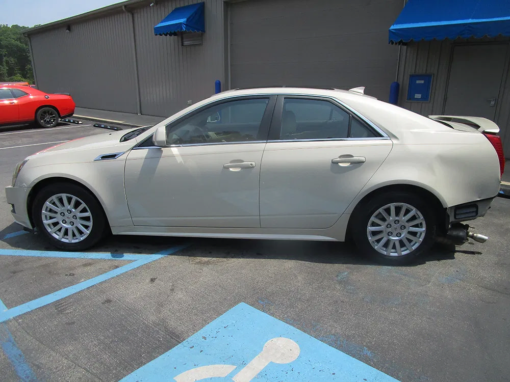 Used 2011 Cadillac CTS Luxury AWD/4WD image 4