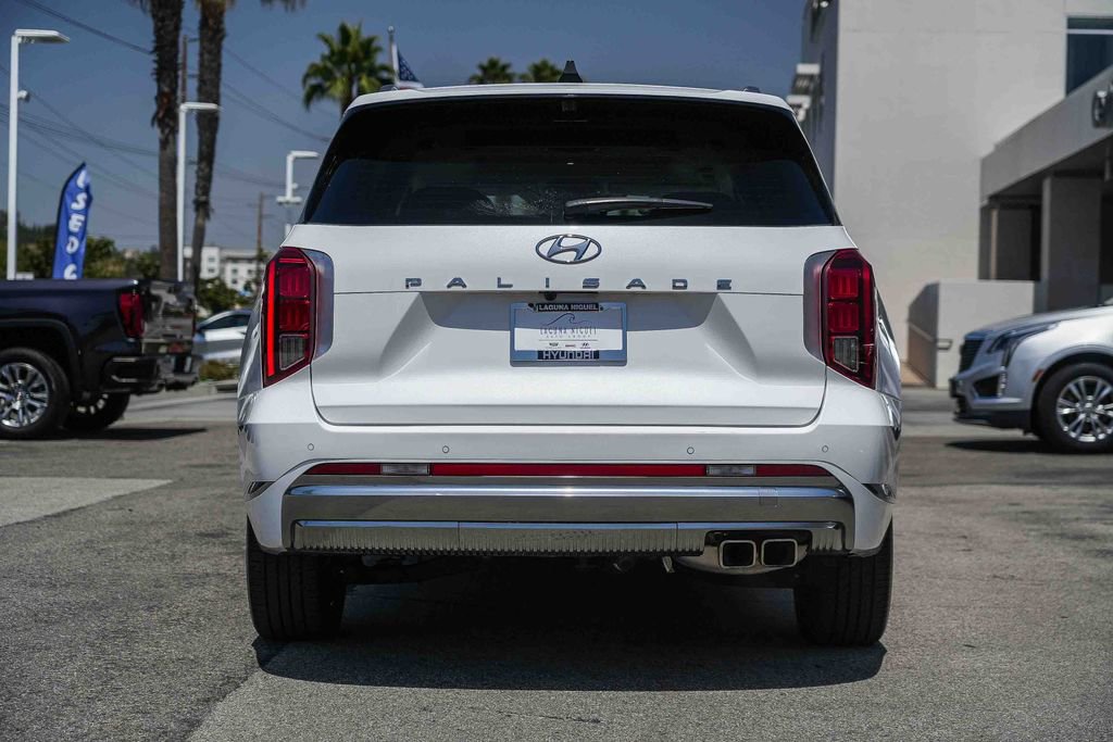 Used 2025 Hyundai Palisade Calligraphy FWD image 7