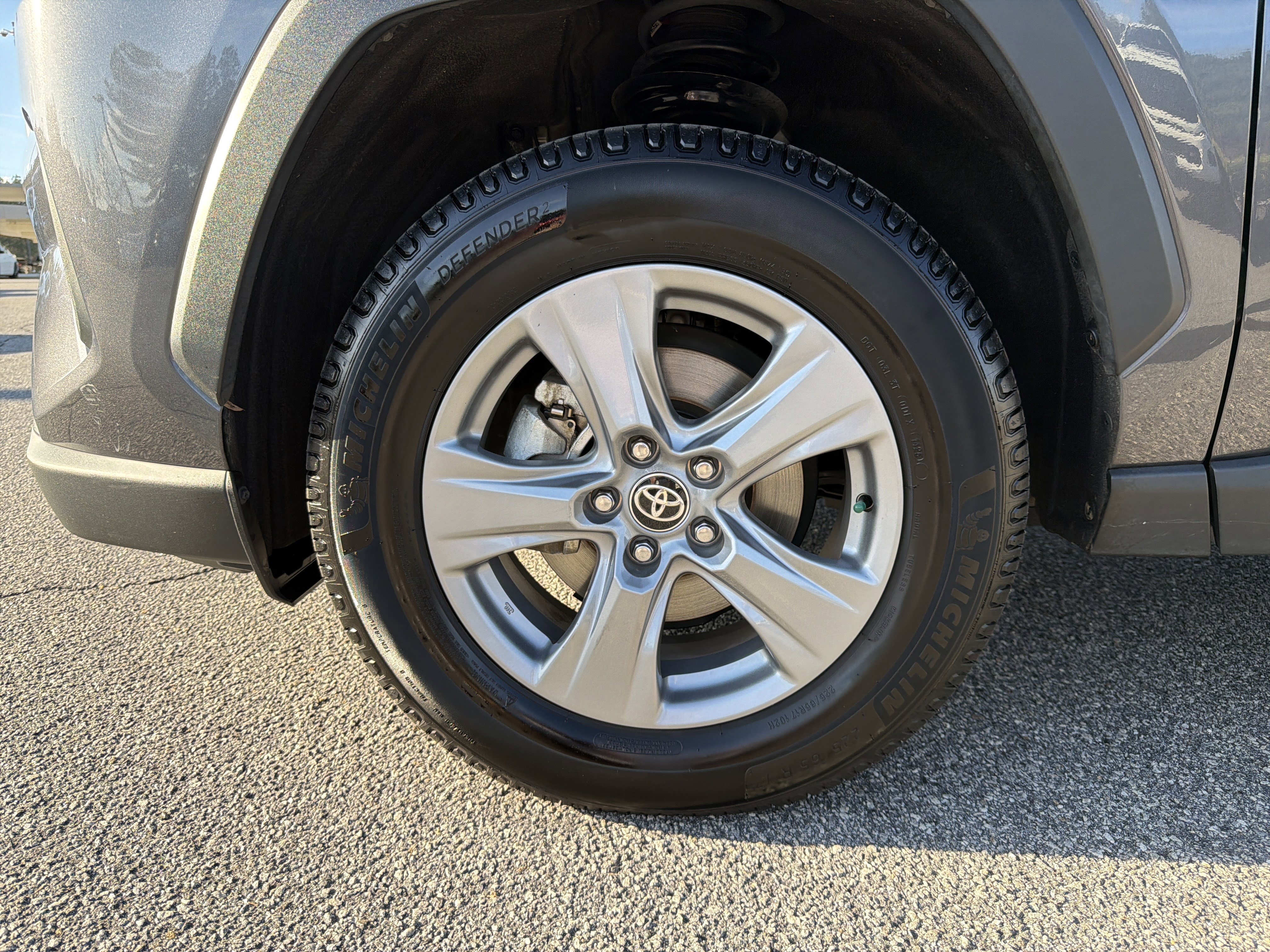 Certified 2022 Toyota RAV4 XLE w/ Convenience Package image 22