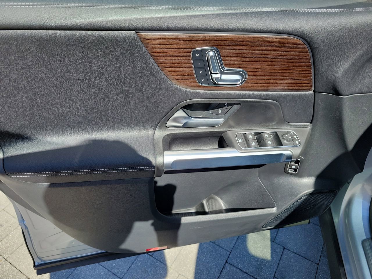 New 2026 Mercedes-Benz GLB 250 image 16