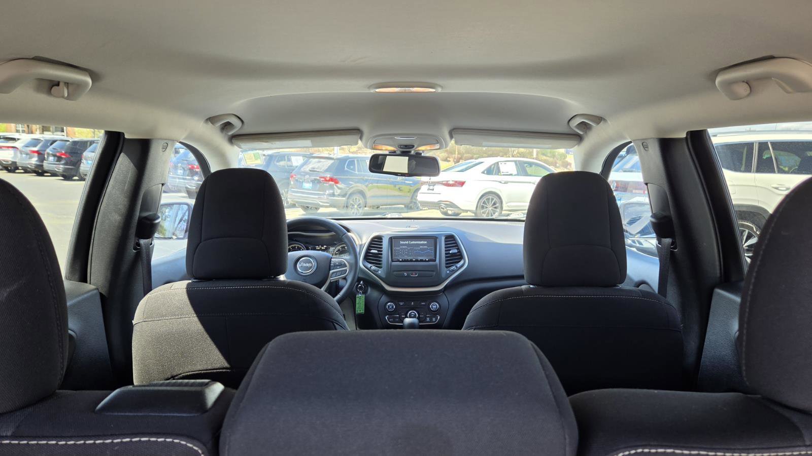 Used 2017 Jeep Cherokee Latitude w/ Safety/Convenience Group image 49