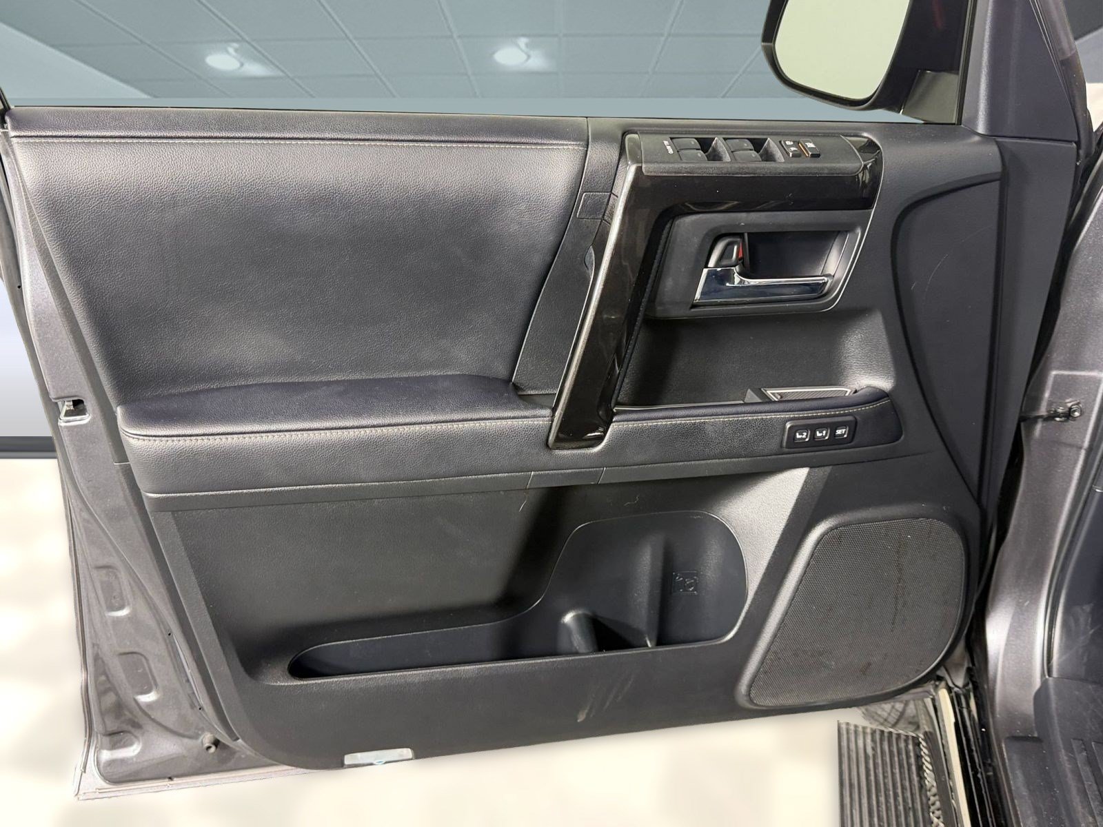 Used 2020 Toyota 4Runner Nightshade AWD/4WD image 24