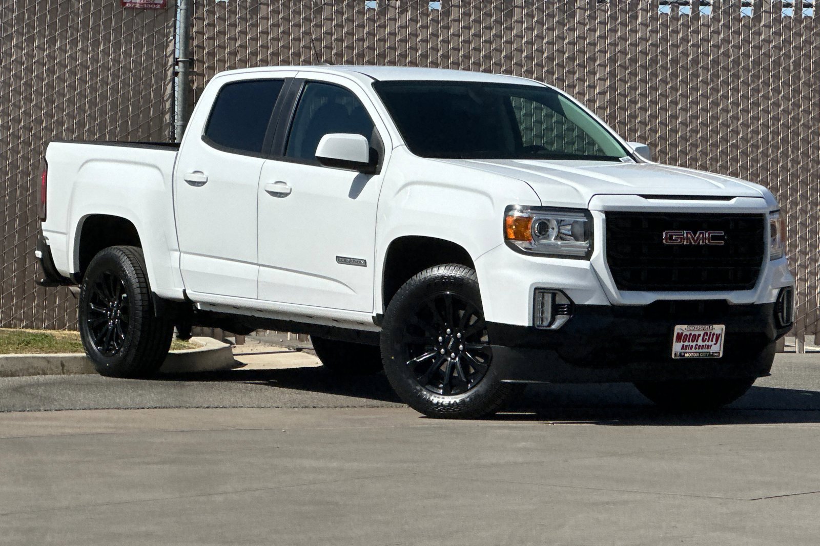 Certified 2022 GMC Canyon Elevation w/ Trailering Package RWD image 2