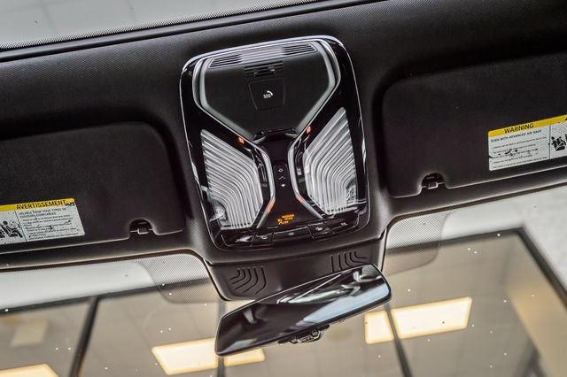 Used 2019 BMW 740i w/ M Sport Package RWD image 37