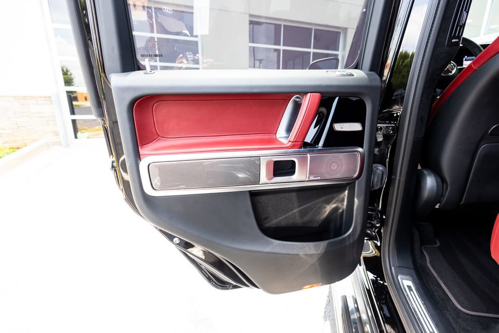 Used 2025 Mercedes-Benz G 550 image 48