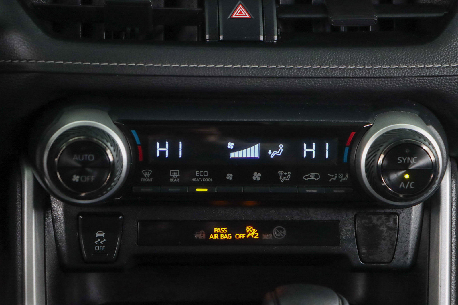 Used 2023 Toyota RAV4 LE AWD/4WD image 20