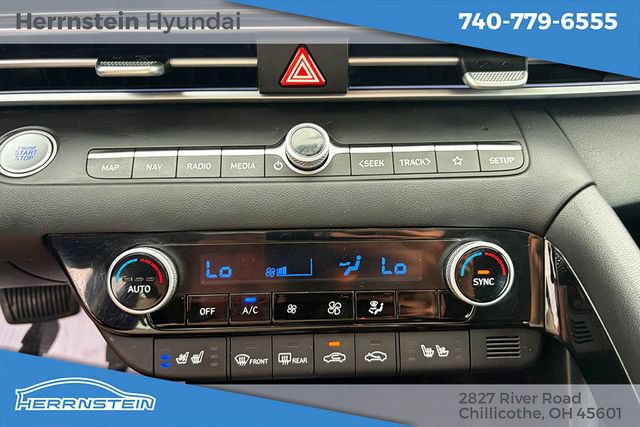 Used 2025 Hyundai Elantra Limited FWD image 16