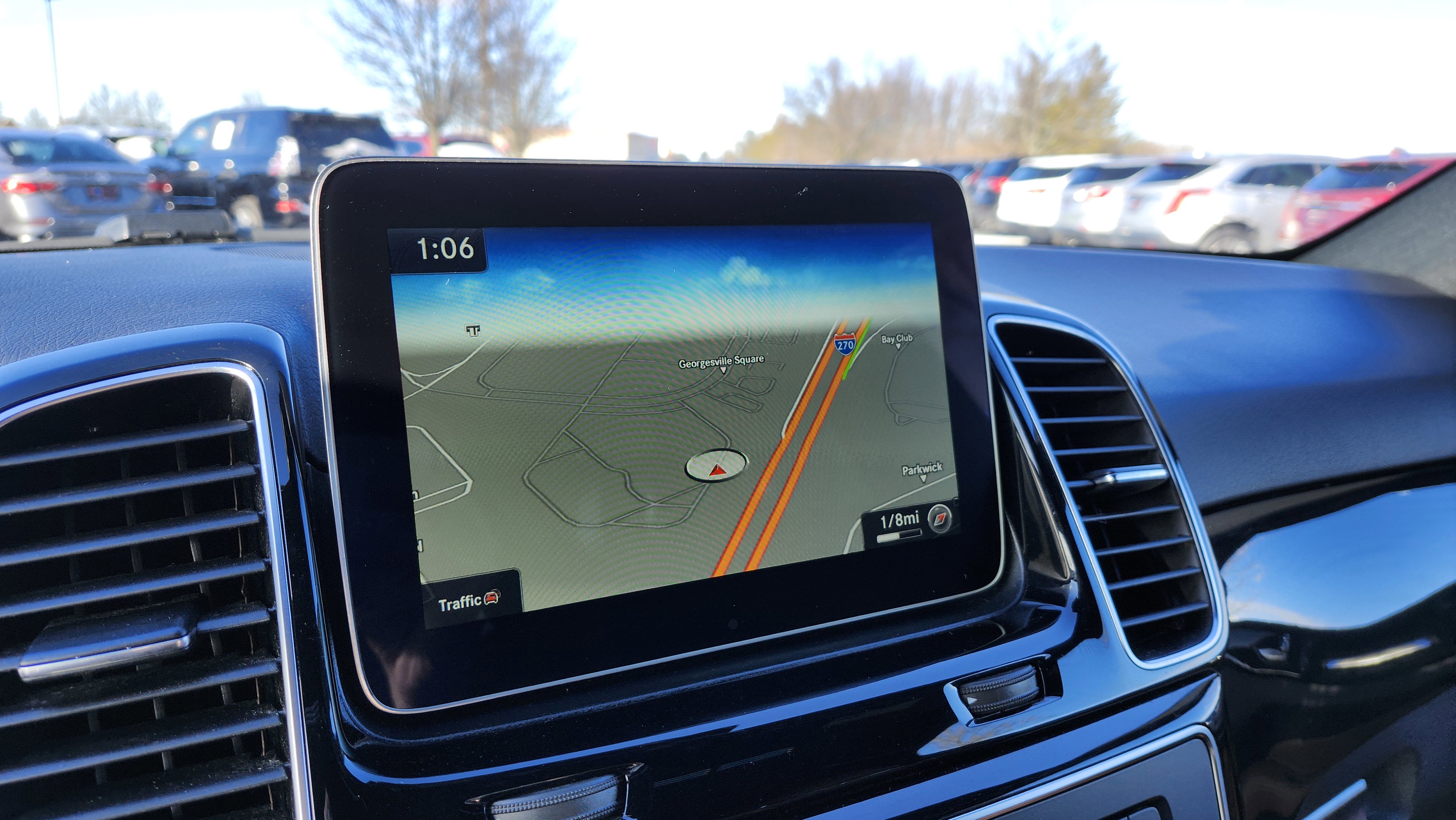 Used 2019 Mercedes-Benz GLE 400 4MATIC image 4