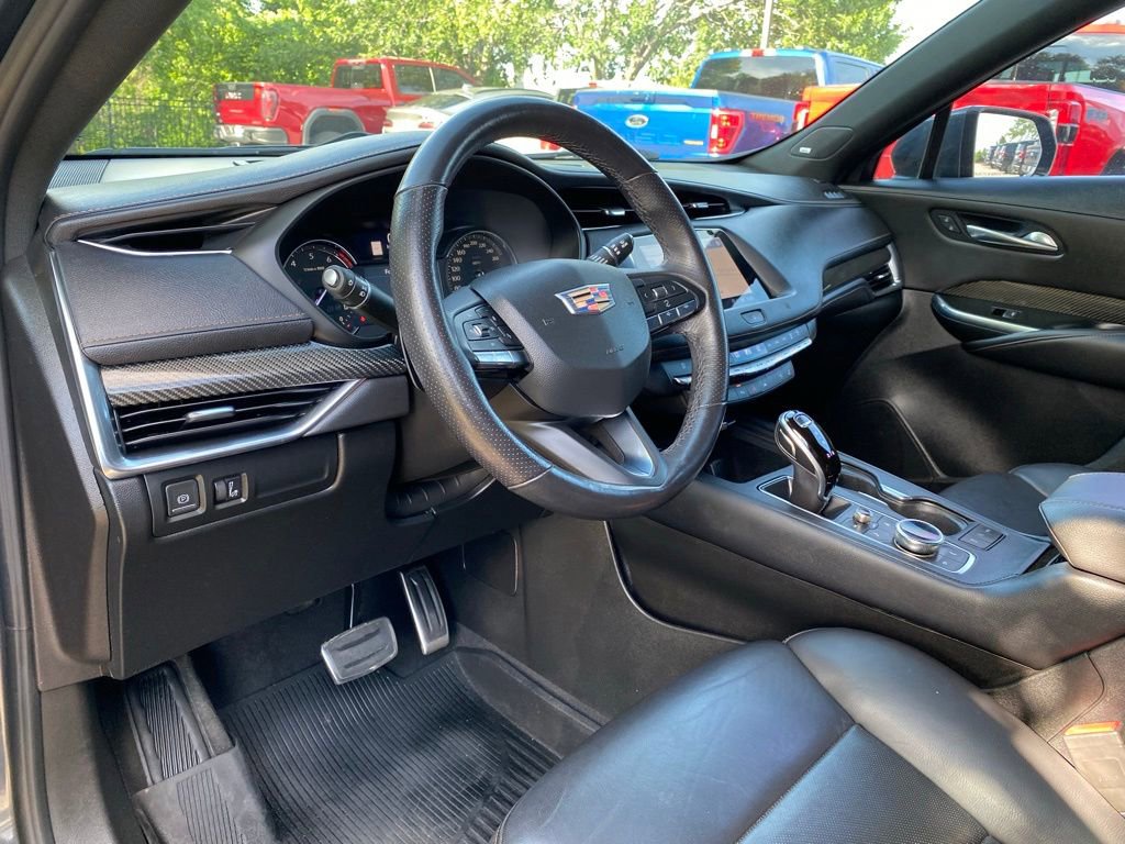 Used 2021 Cadillac XT4 Sport w/ Sun And Sound Package AWD/4WD image 9
