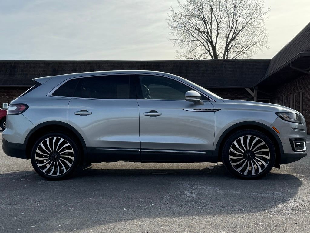 Used 2020 Lincoln Nautilus Black Label w/ Class II Trailer Tow Package AWD/4WD image 7