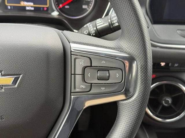 Used 2025 Chevrolet Blazer LT image 19