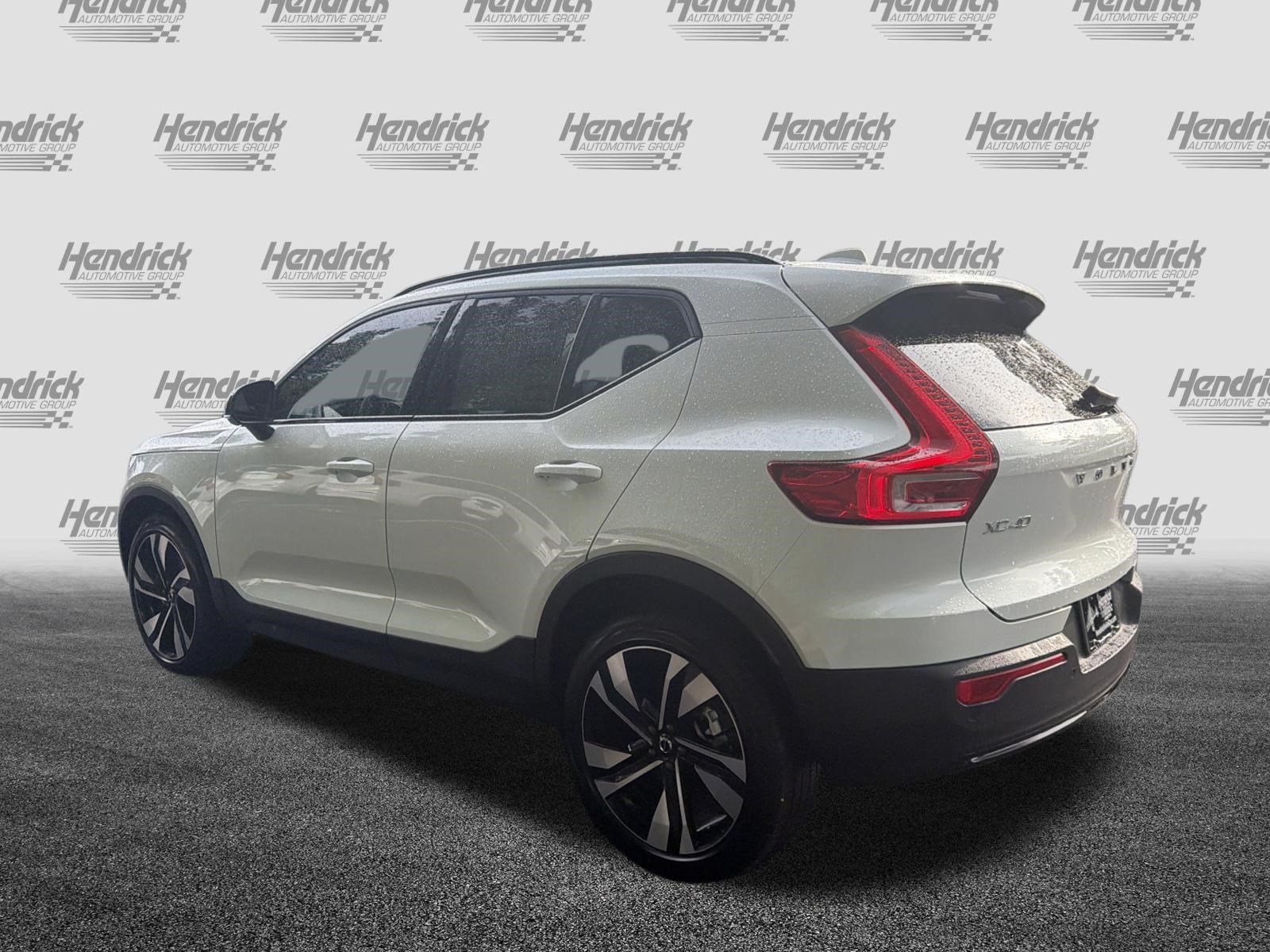 New 2026 Volvo XC40 B5 Ultra w/ Protection Package Premier AWD/4WD image 7