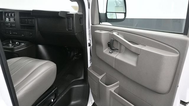 Used 2024 Chevrolet Express 3500 LS RWD image 16