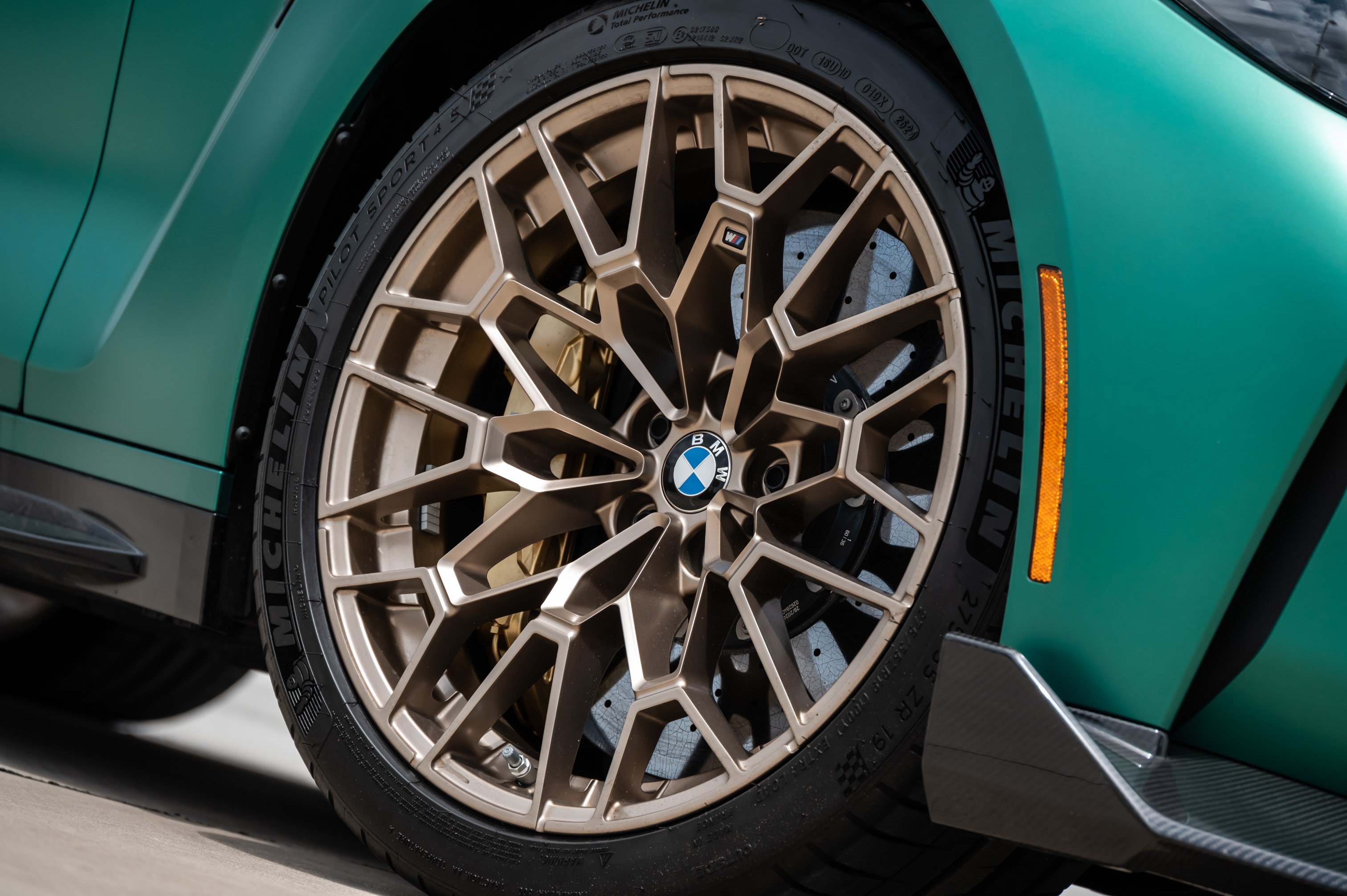 Used 2025 BMW M4 CS AWD/4WD image 11