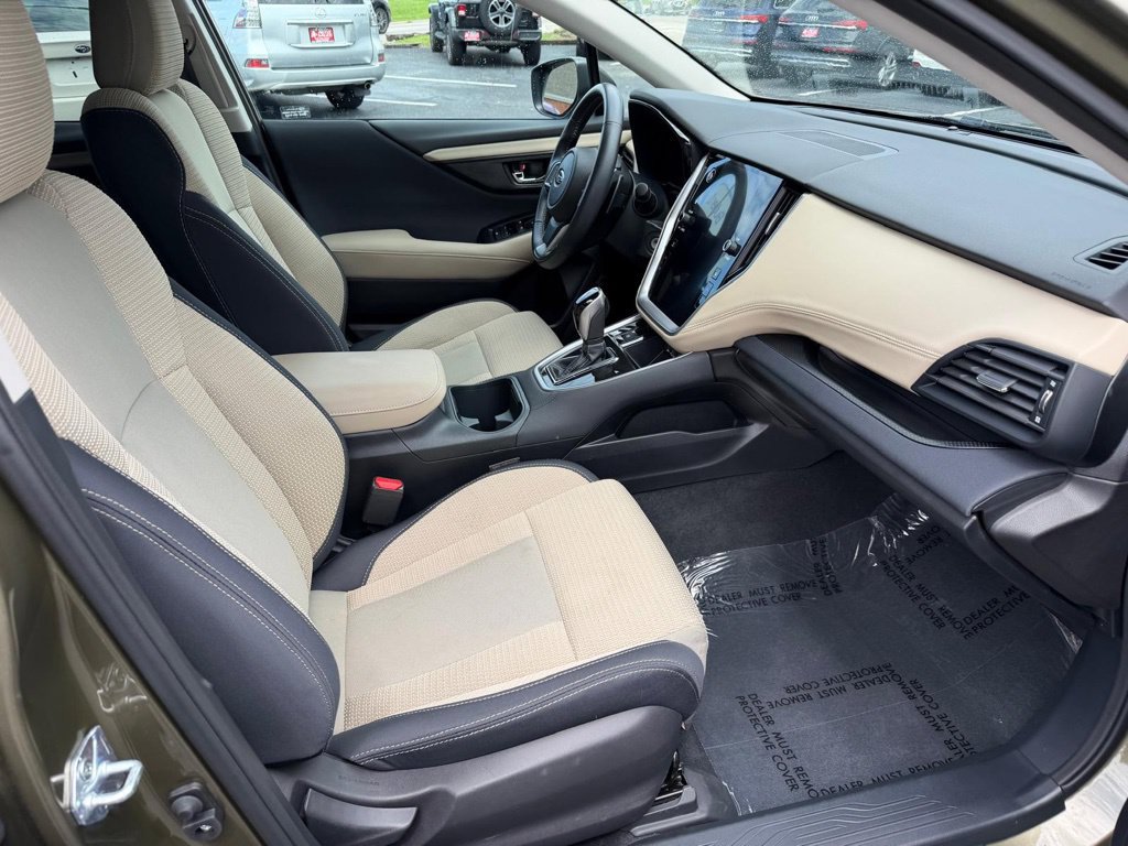 Used 2023 Subaru Outback Premium AWD/4WD image 27