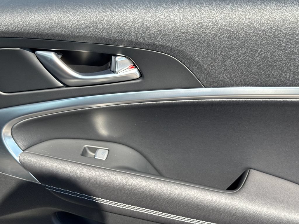 New 2026 Genesis G70 2.5T RWD image 16