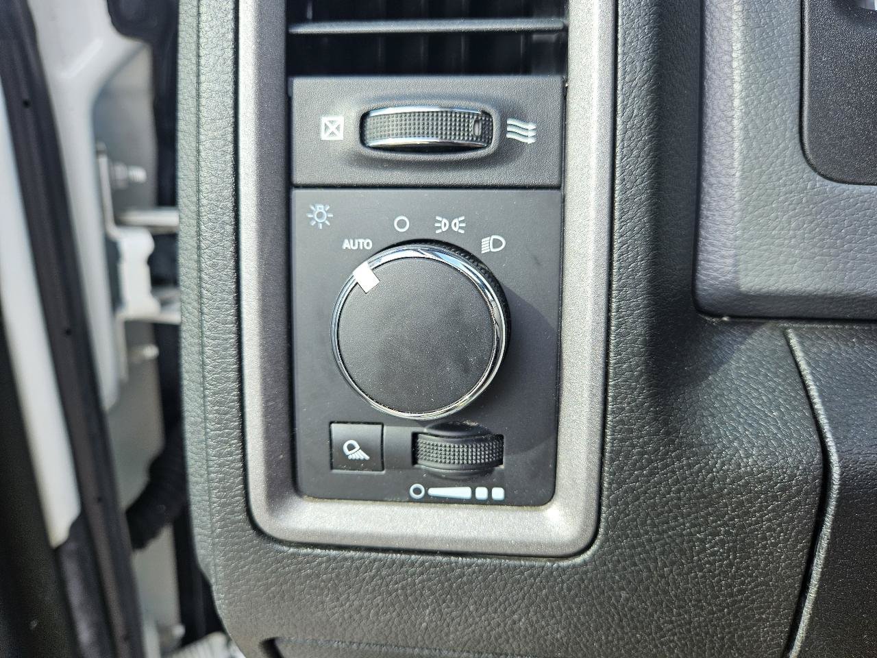 Used 2018 RAM 1500 Tradesman w/ Power & Remote Entry Group RWD image 34