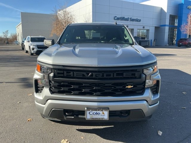 Used 2024 Chevrolet Silverado 1500 Custom image 4