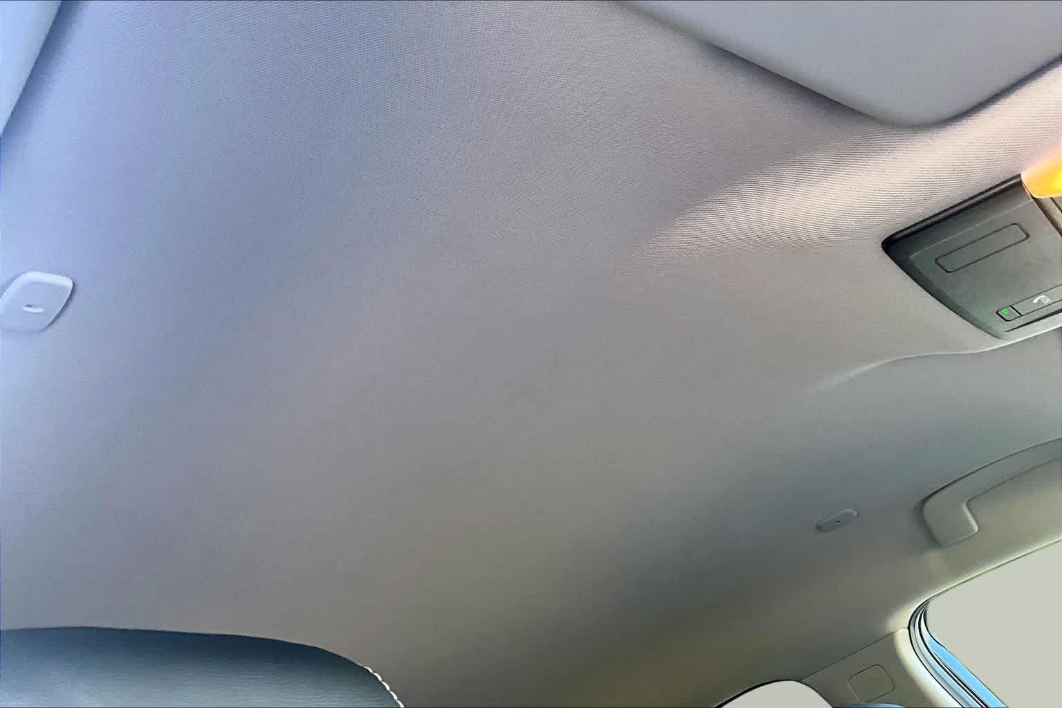 Used 2026 Nissan Rogue SL FWD image 14