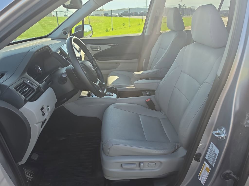 Used 2021 Honda Pilot Elite image 11