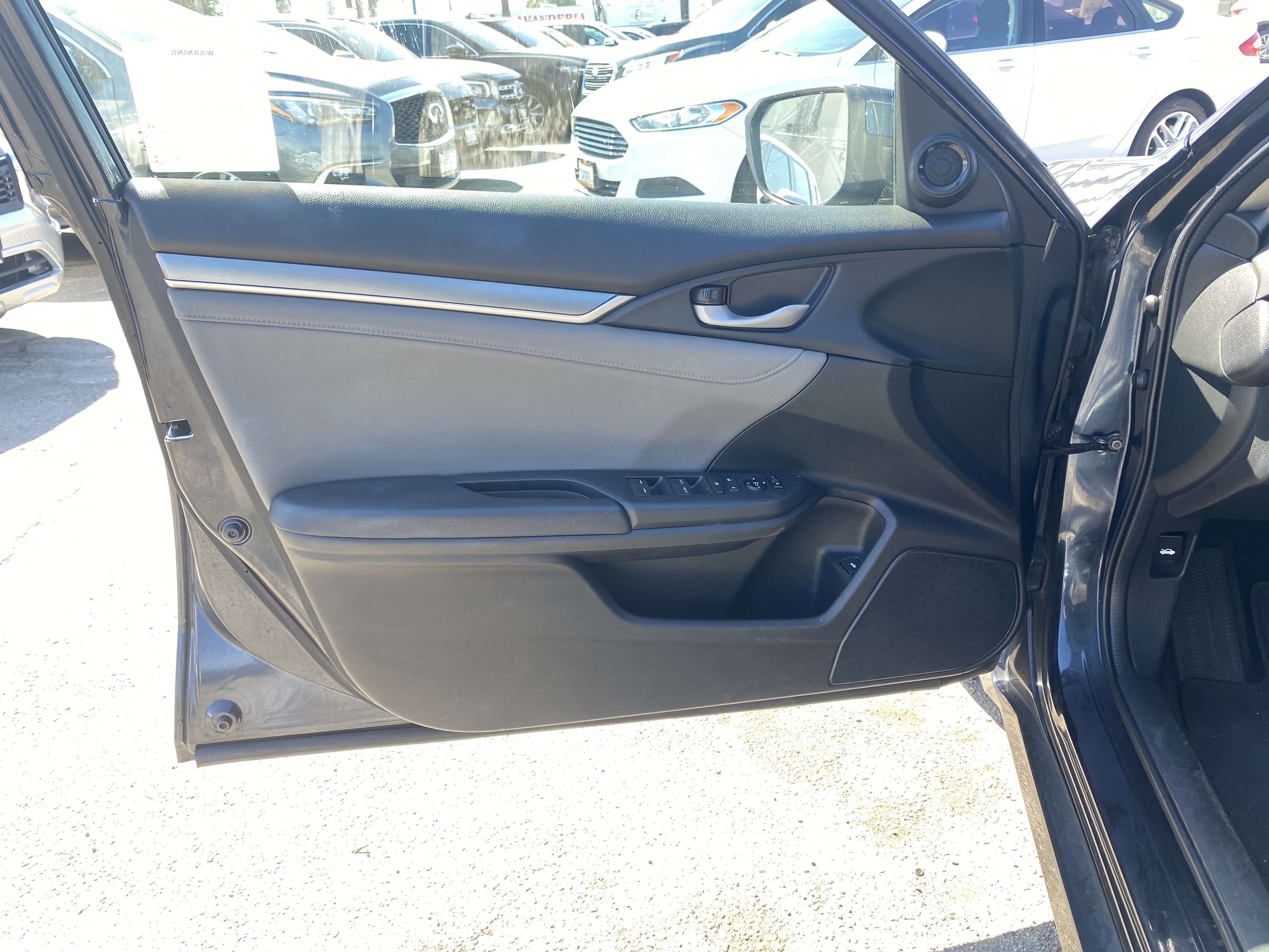 Used 2017 Honda Civic EX-L image 17