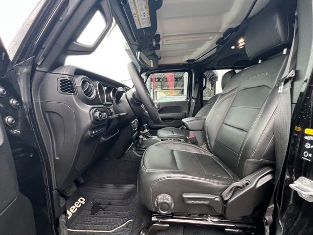 Used 2022 Jeep Wrangler Unlimited Sahara image 16