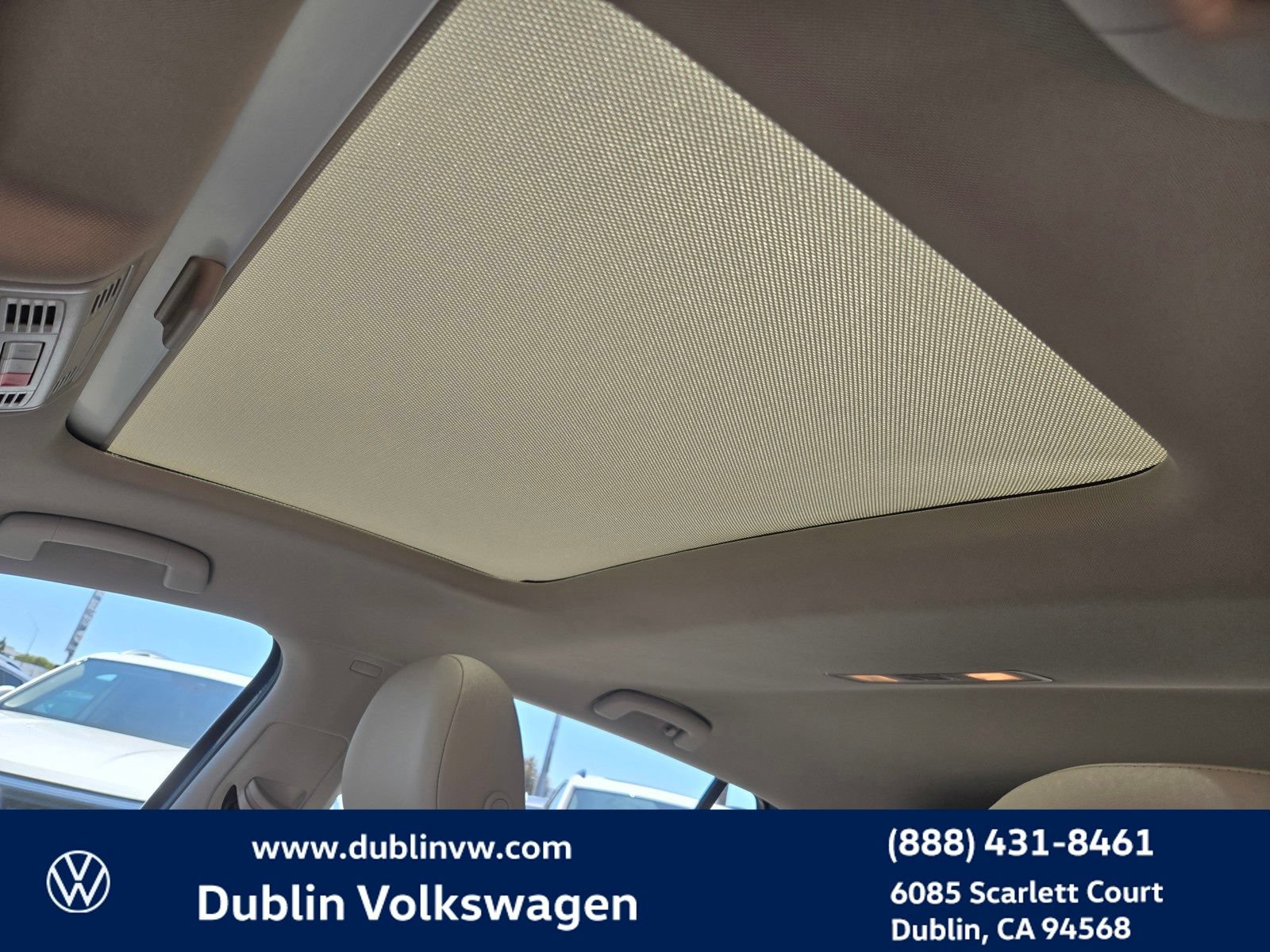 Used 2017 Volkswagen Golf SEL FWD image 17