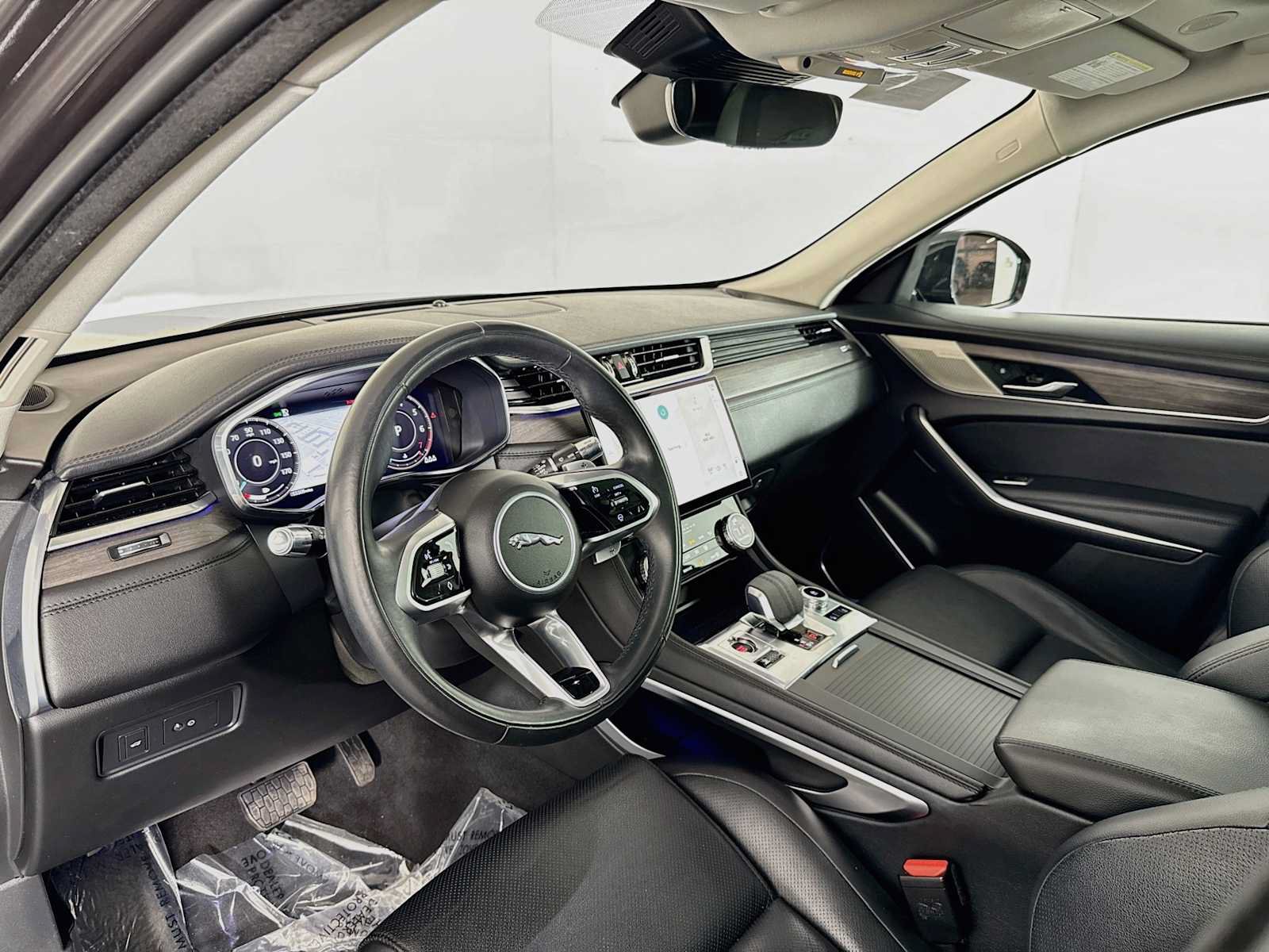 Used 2021 Jaguar F-PACE S AWD/4WD image 9