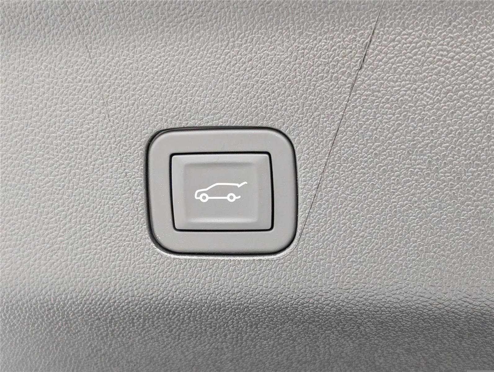 New 2026 Chevrolet Tahoe Premier image 11