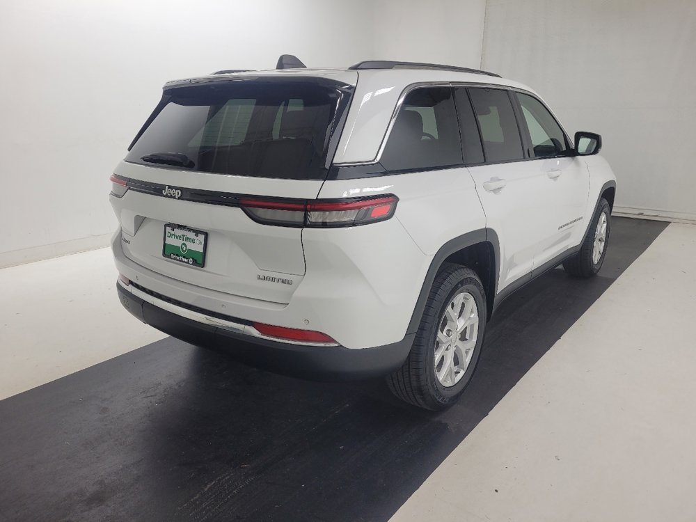 Used 2023 Jeep Grand Cherokee Limited AWD/4WD image 9
