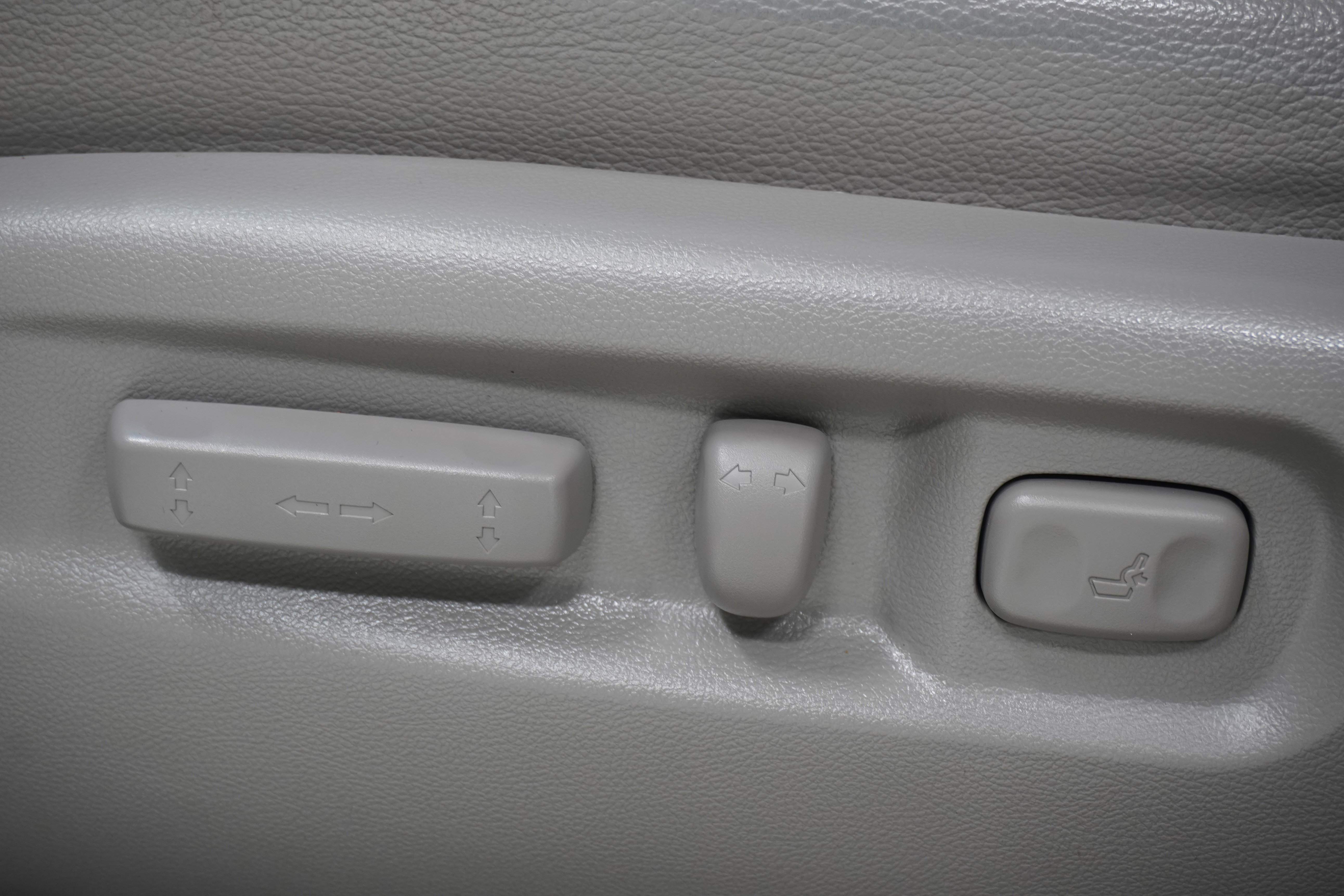 Used 2012 Honda Pilot EX-L image 17