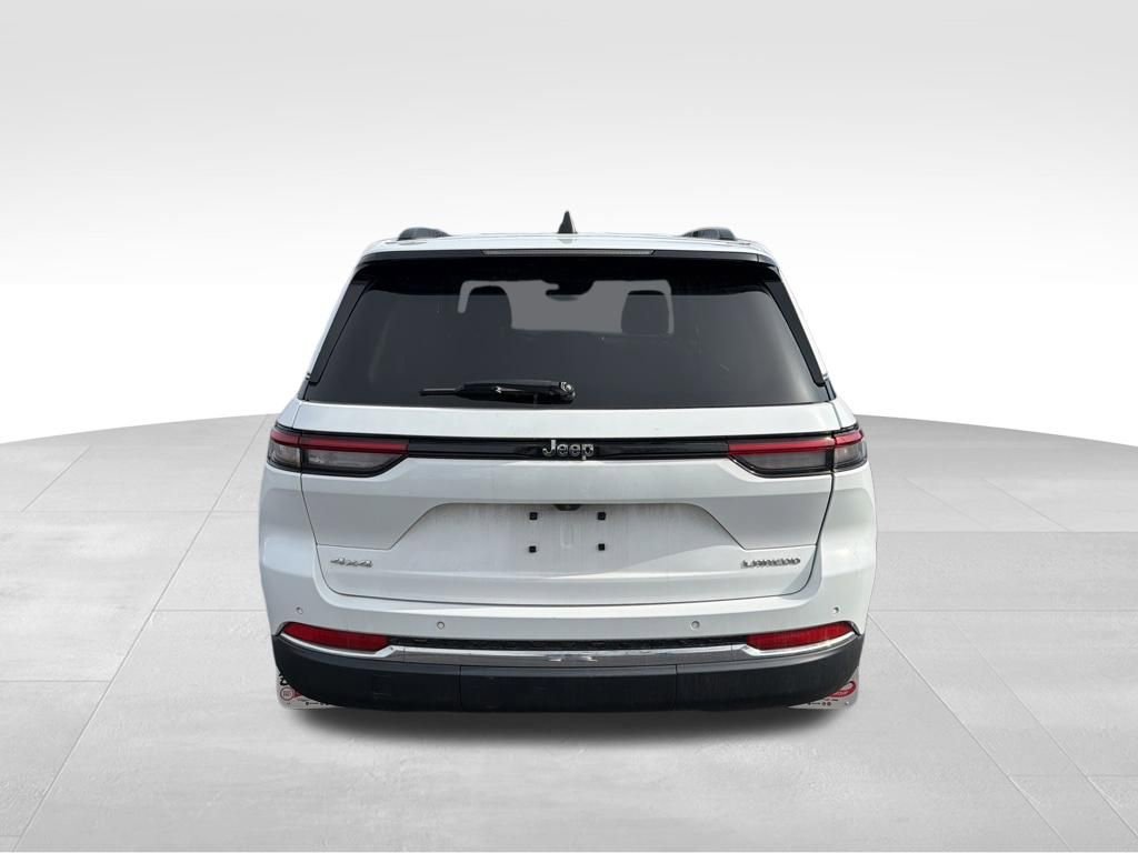 Certified 2023 Jeep Grand Cherokee Laredo image 7