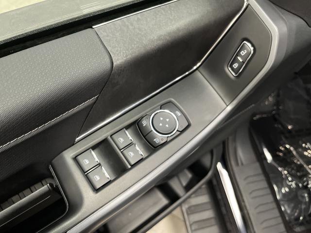 Used 2025 Ford F150 XLT w/ Equipment Group 302A MID image 29