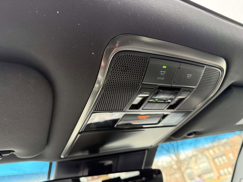 Used 2022 Lexus LX 600 4WD w/ Appearance Package image 26