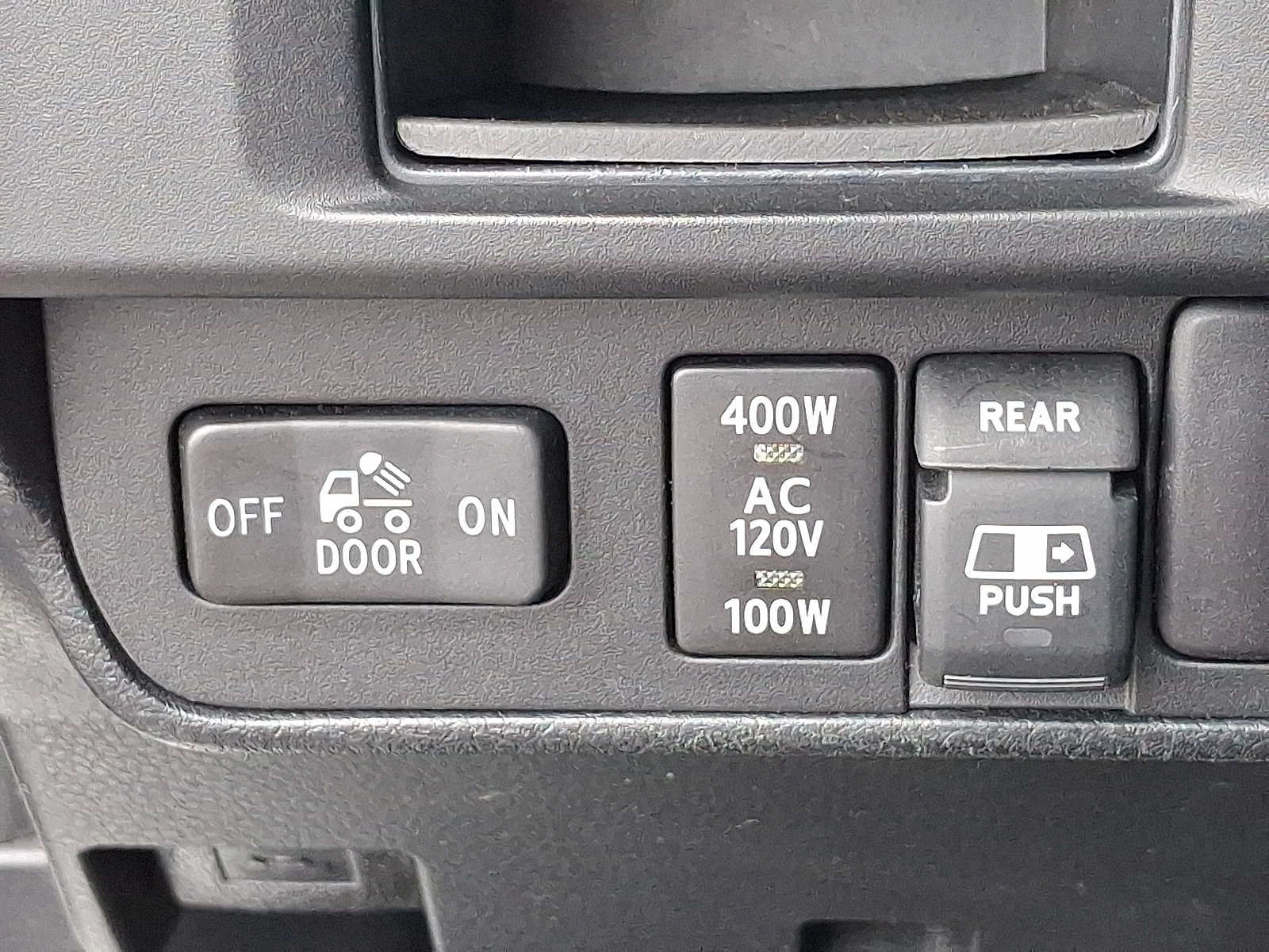 Used 2017 Toyota Tacoma TRD Pro AWD/4WD image 23