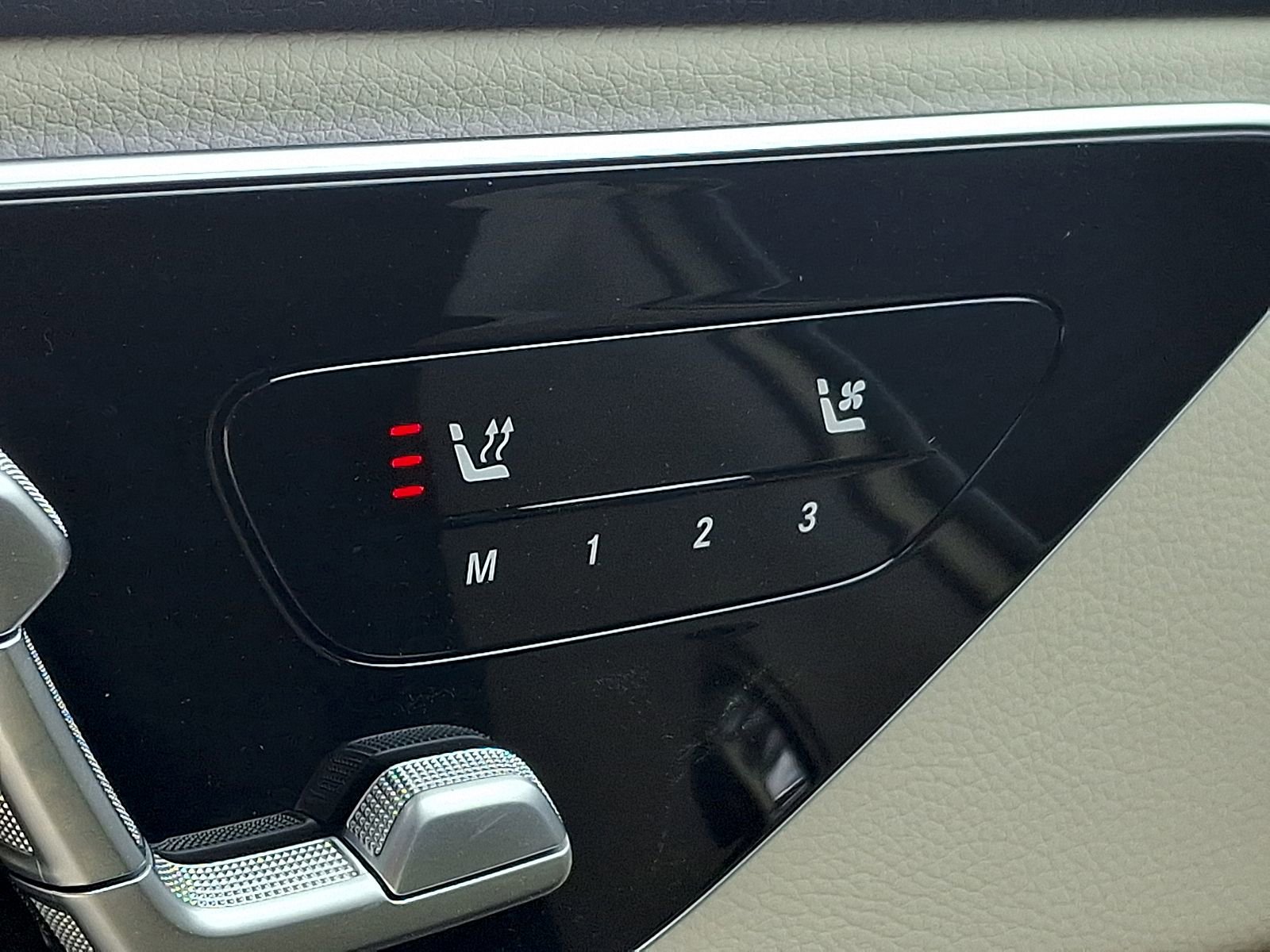 New 2026 Mercedes-Benz GLC 300 4MATIC image 17