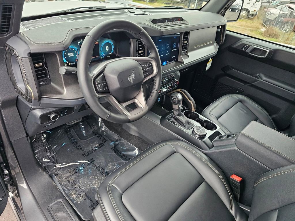 New 2025 Ford Bronco Badlands w/ Sasquatch Package video 2