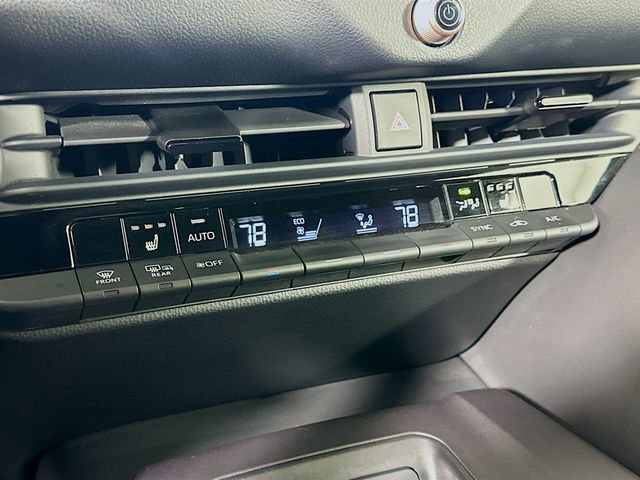 Used 2023 Toyota Crown XLE image 15