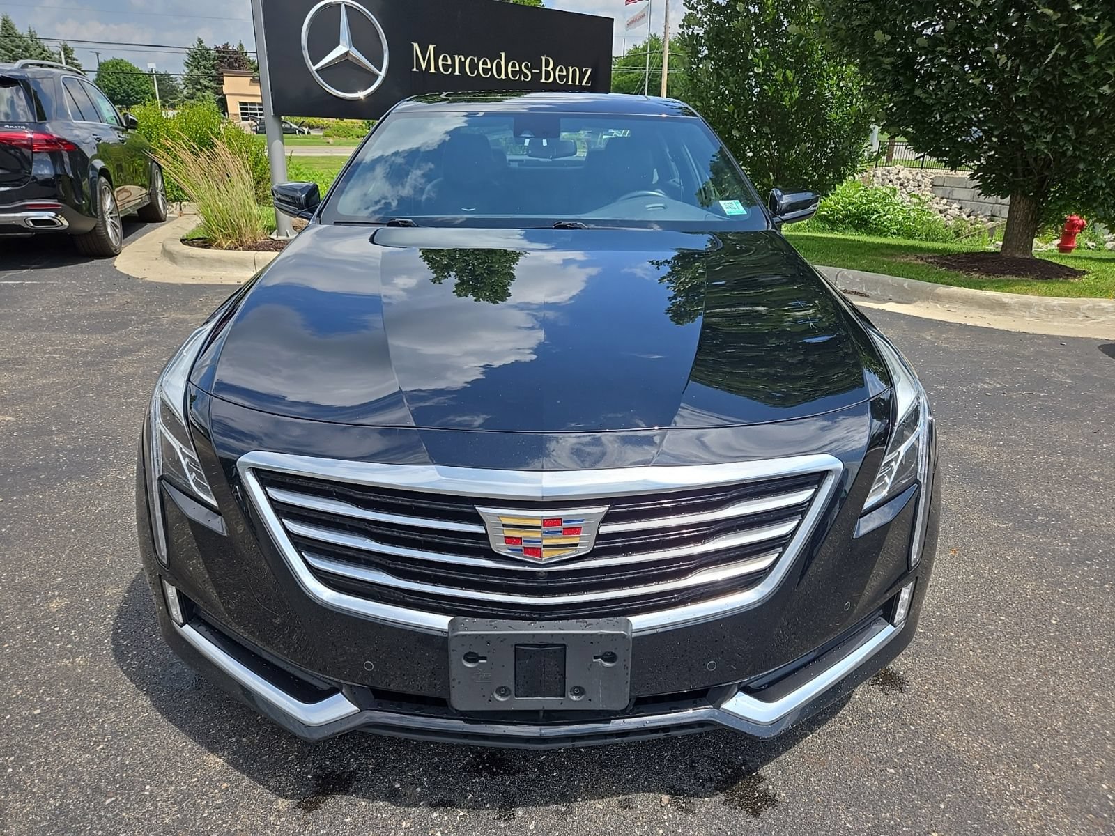 Used 2018 Cadillac CT6 Luxury AWD/4WD image 8